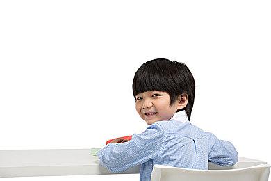 科隆：《木卫四协议》新实机演示